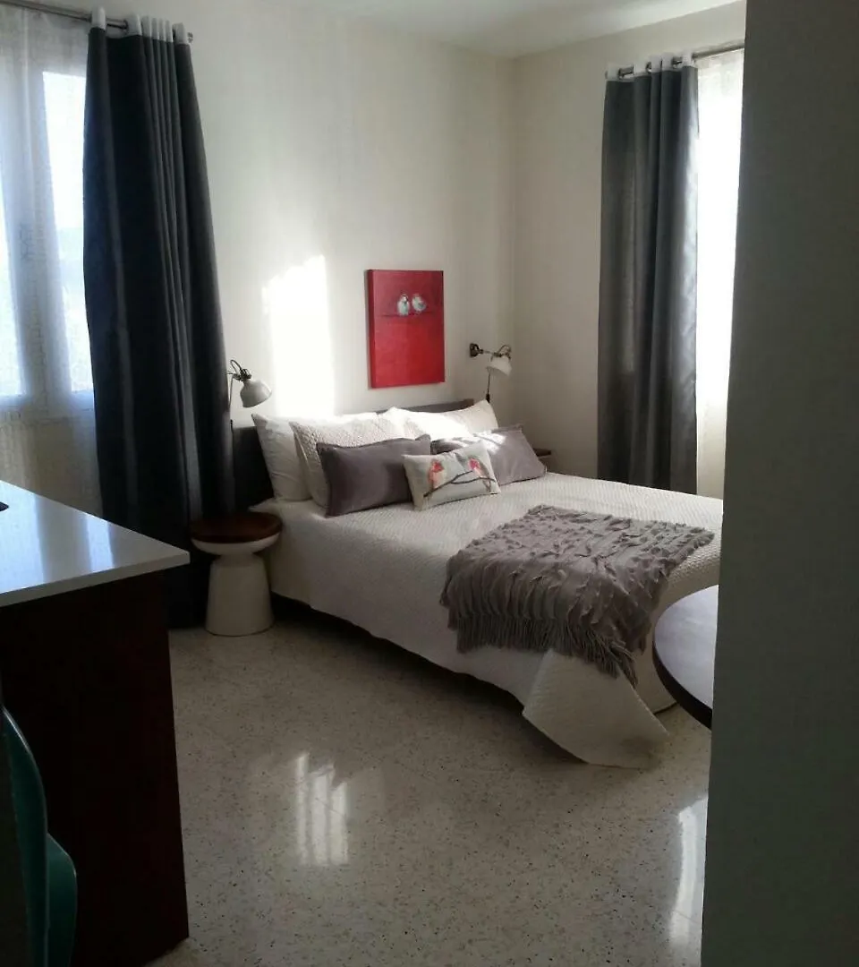Casa Cecilia A Tripper'S Inn San Juan